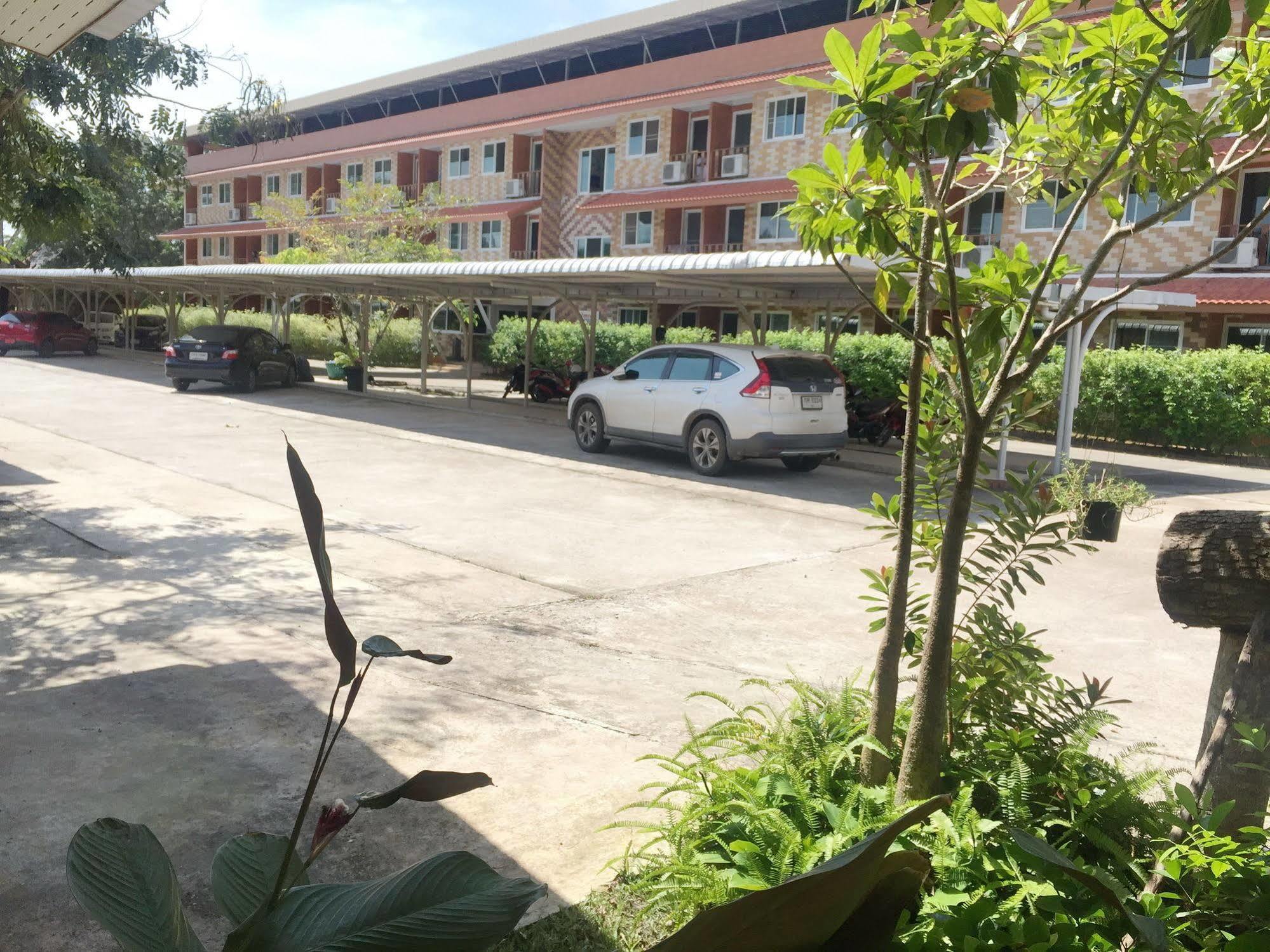 Baan Bangrak Residence Транг Екстер'єр фото